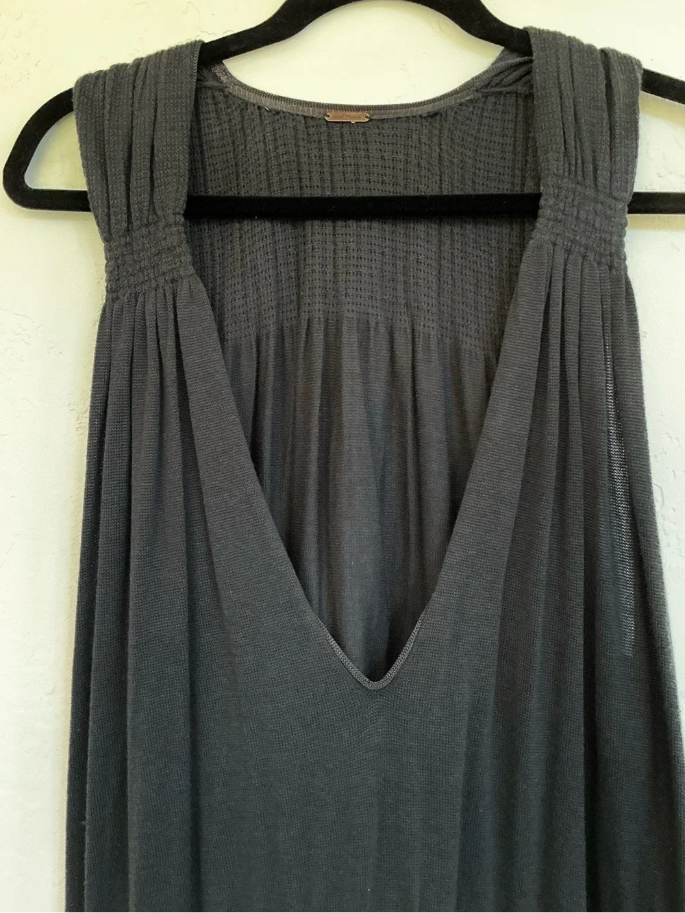 Free People Deep V-Neck Lightweight Knit Dropped Waist Tunic Top - Charcoal - Picture 2 of 9